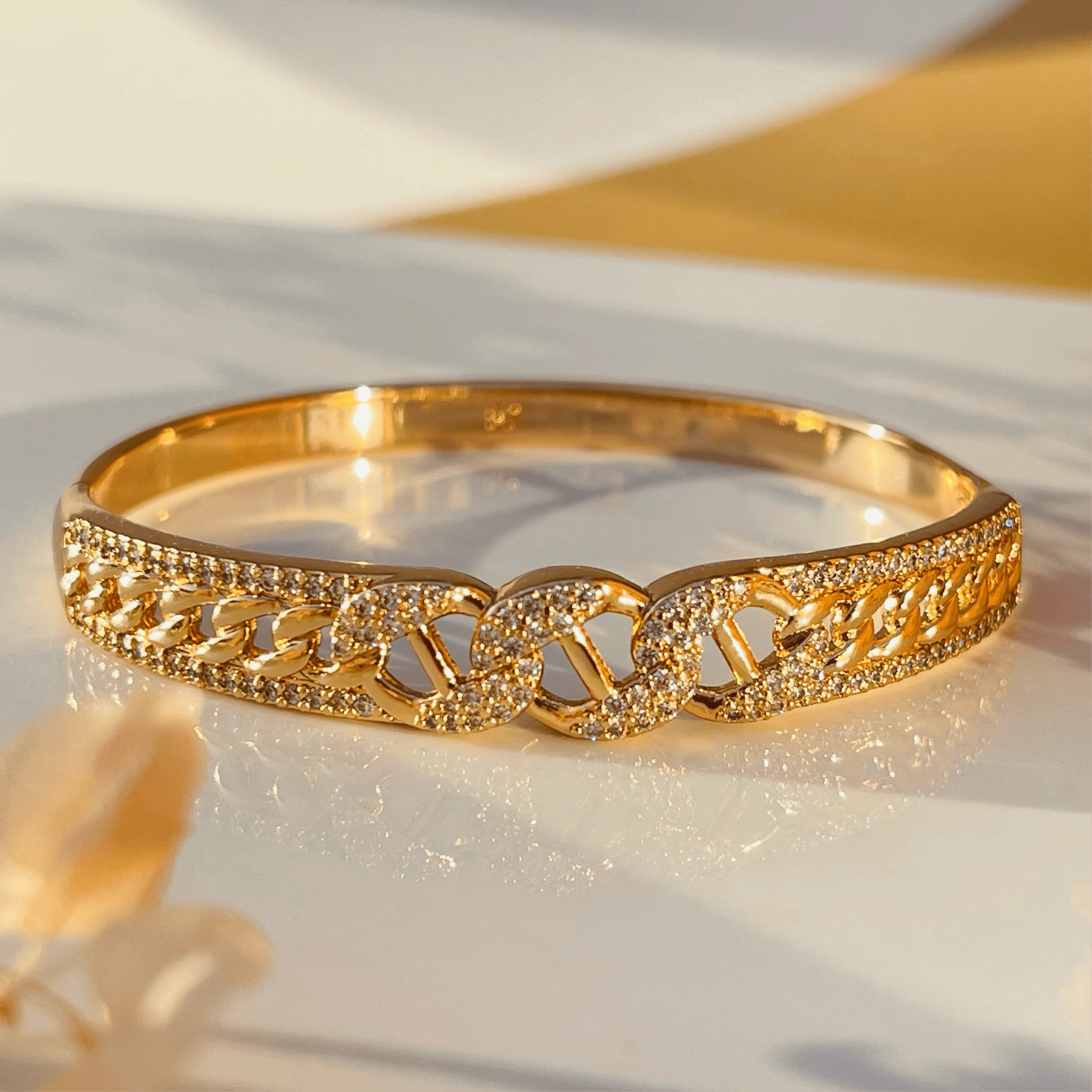 Golden Link Pavé Bangle