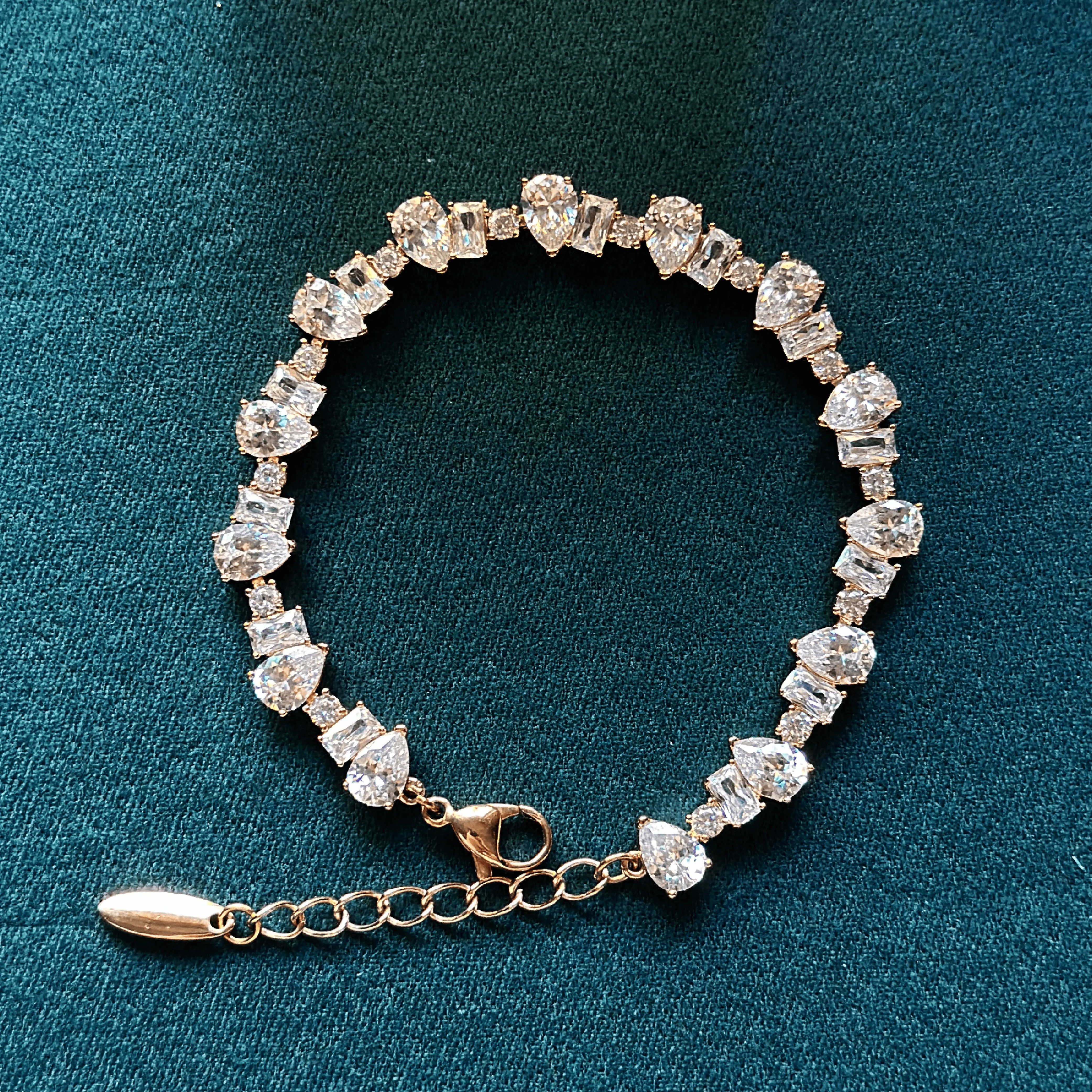 Radiant Teardrop Zircon Bracelet