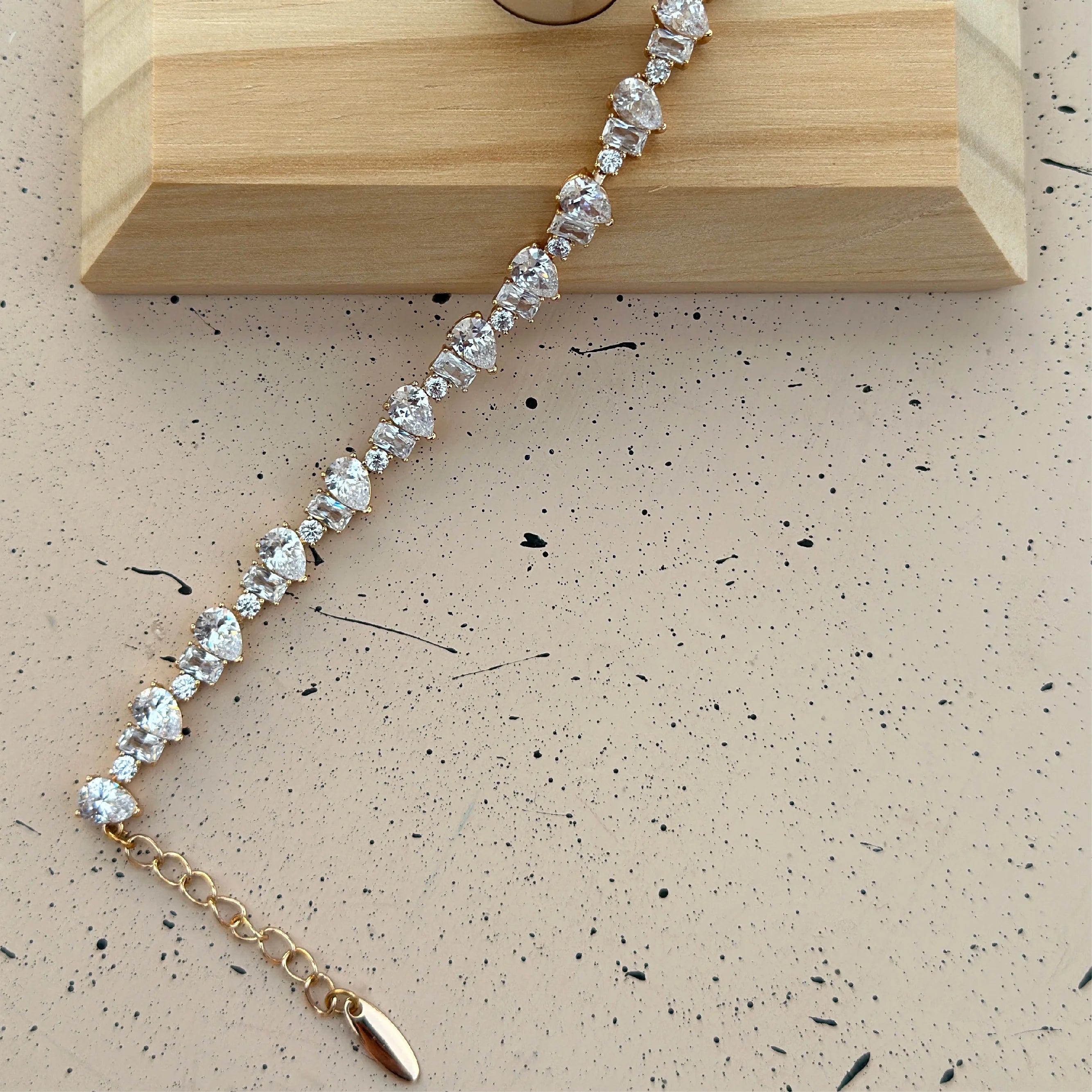 Radiant Teardrop Zircon Bracelet