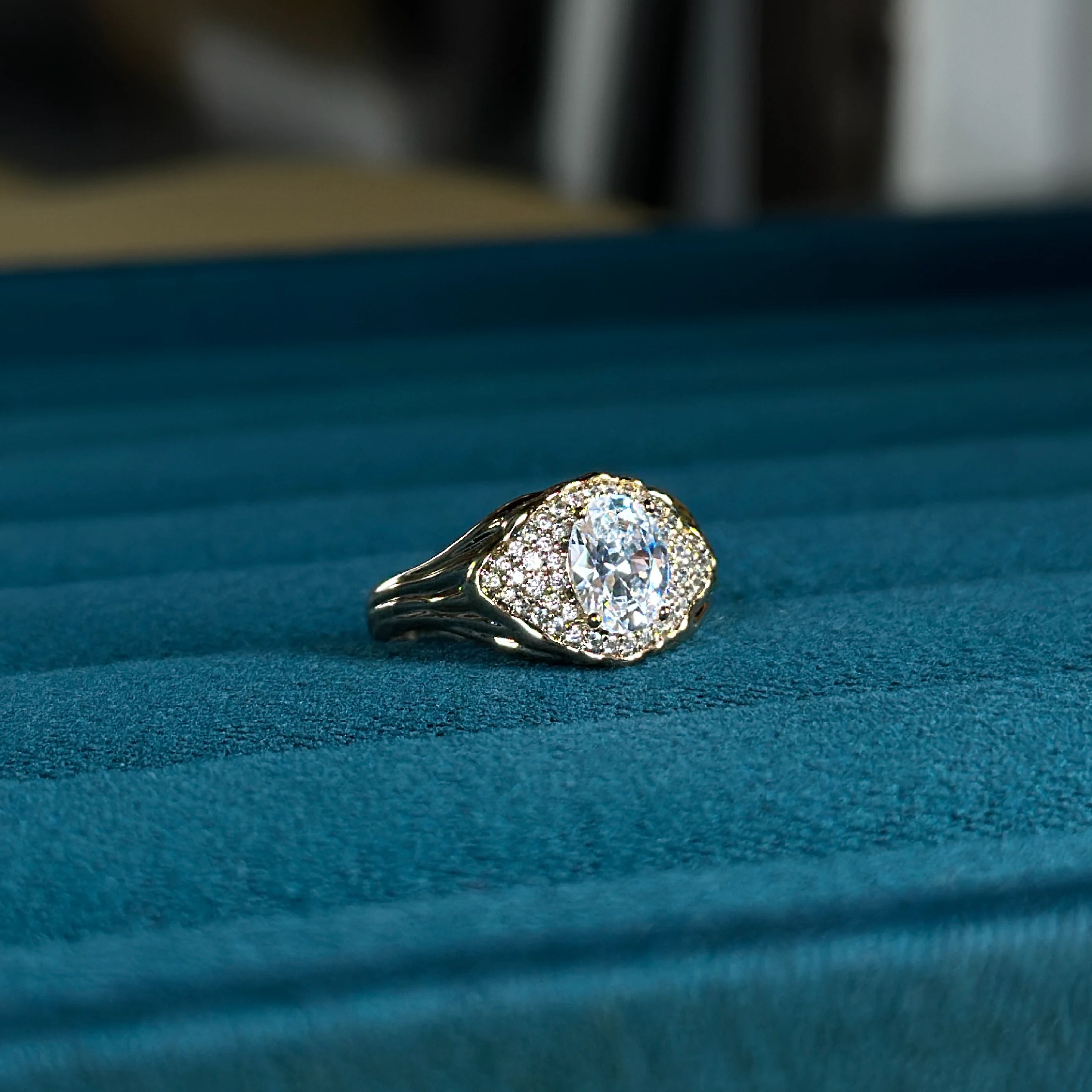 Celestial Gaze Eye-Shaped Statement Ring