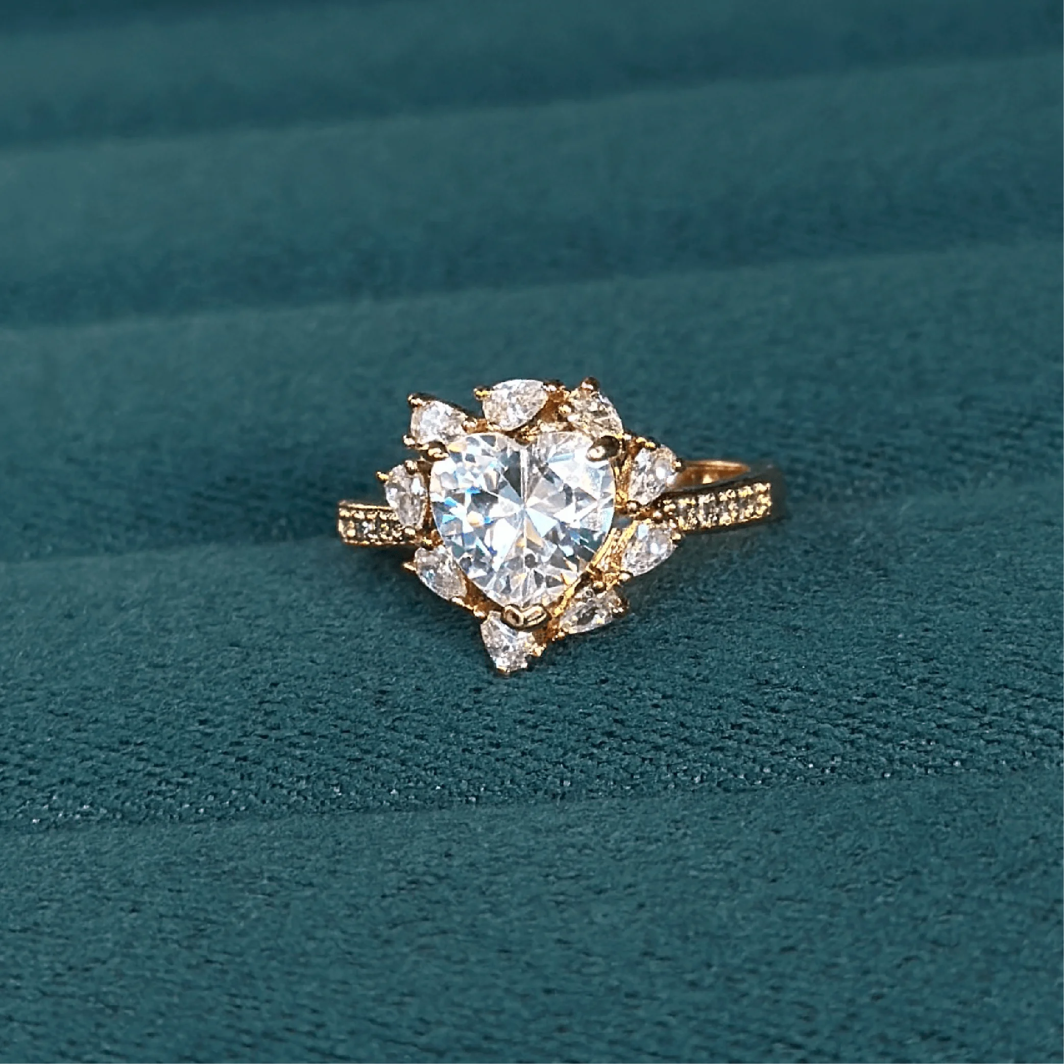 Eternal Heart Crystal Halo Ring