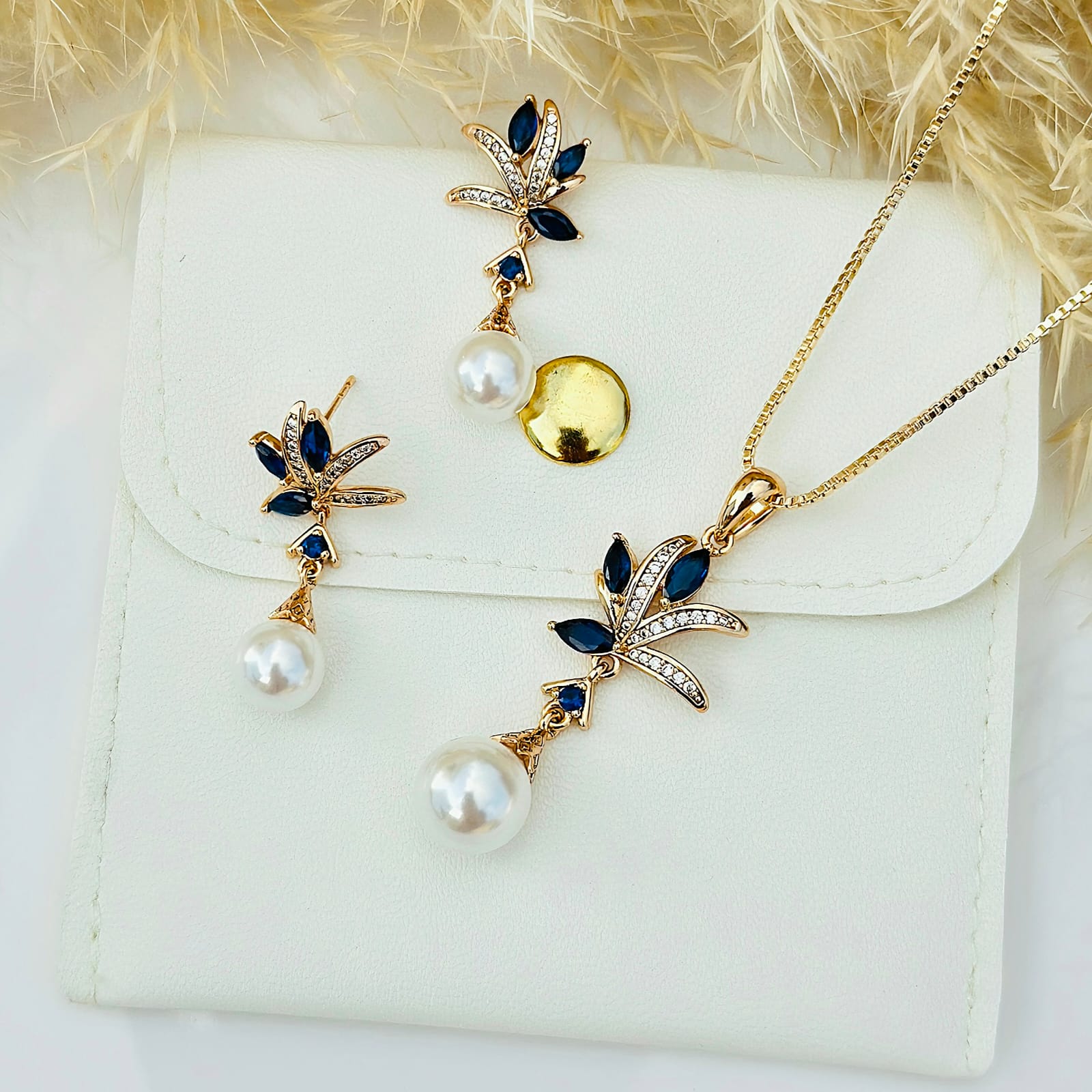 Azure Flora Pearl Set