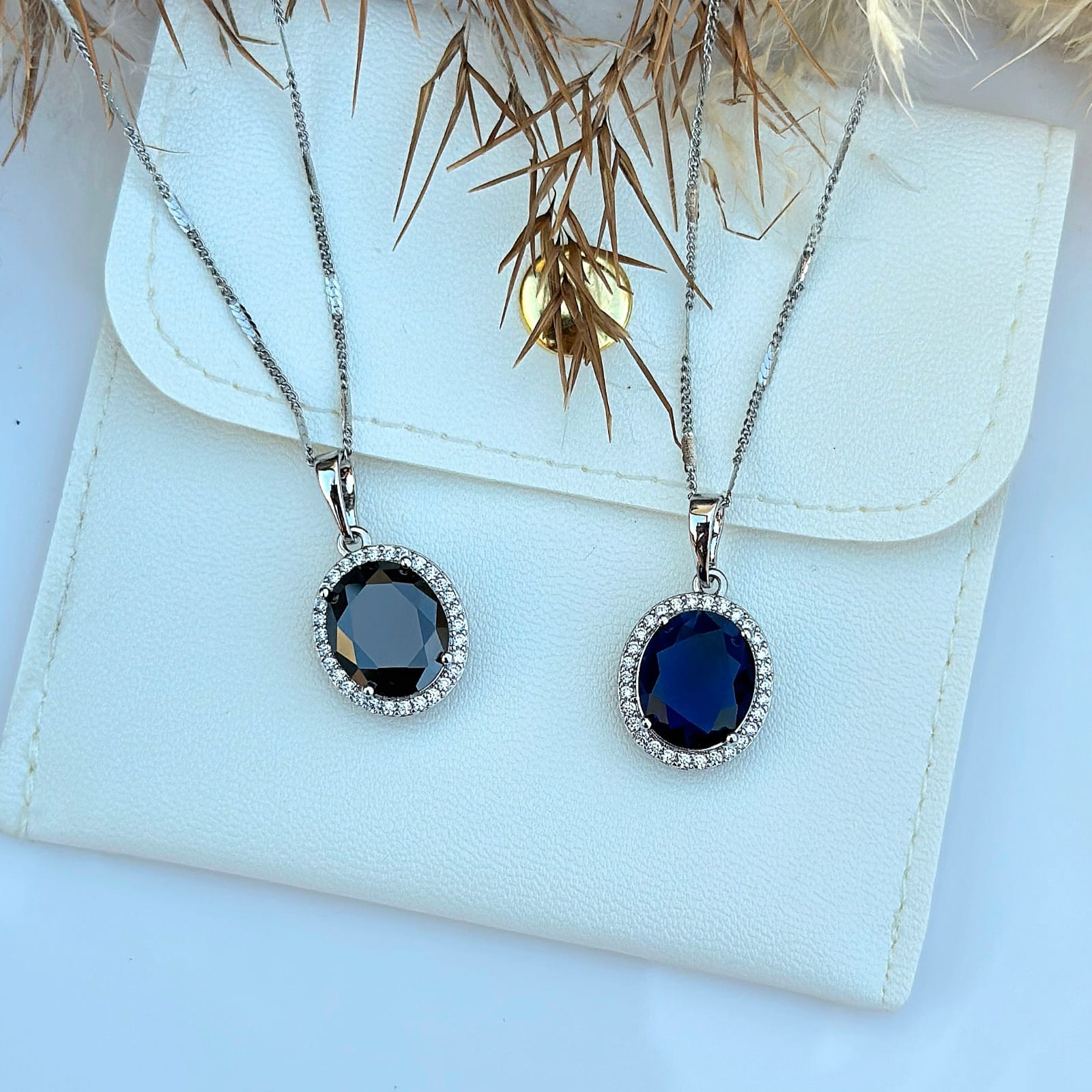 Eclipse Oval Pendant