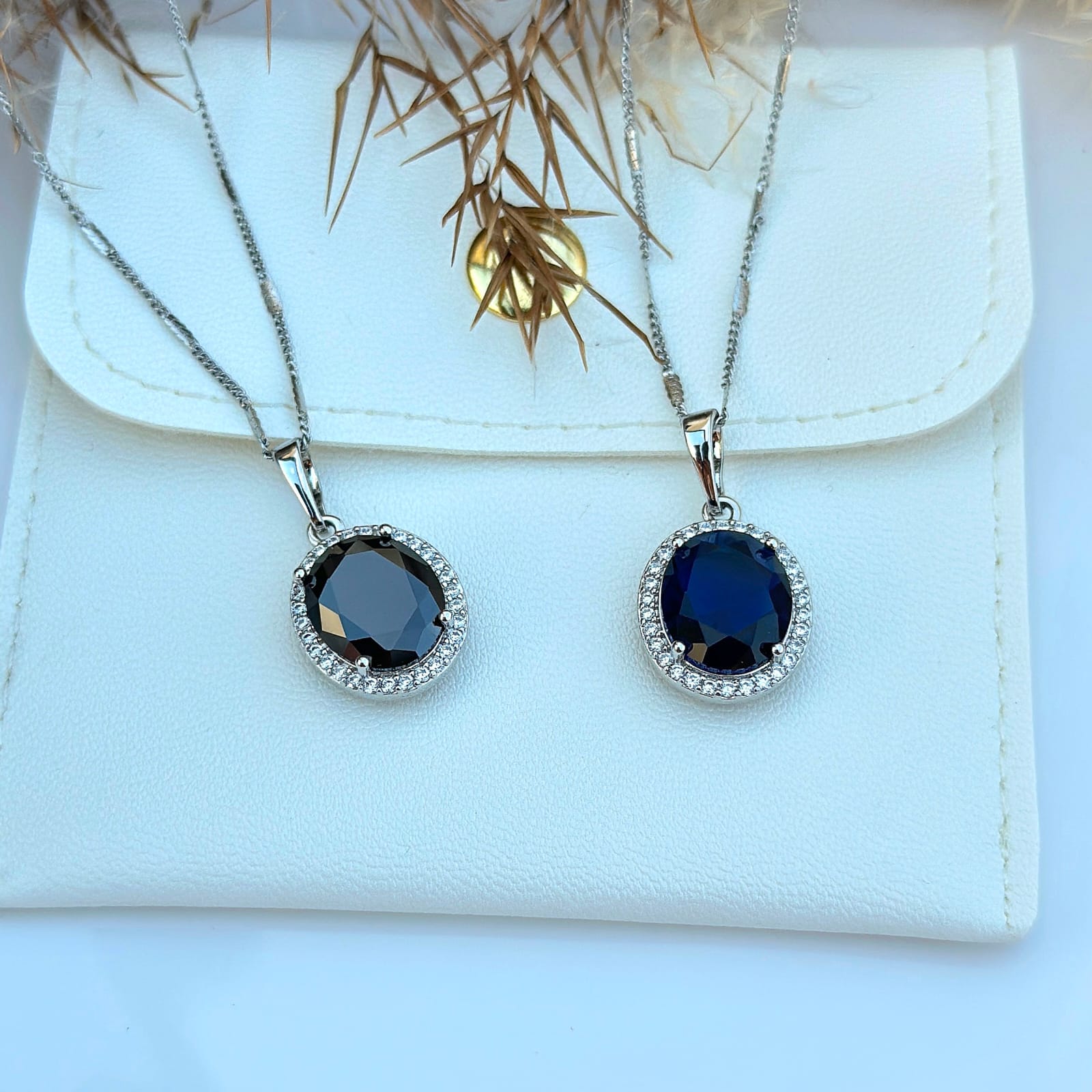 Eclipse Oval Pendant