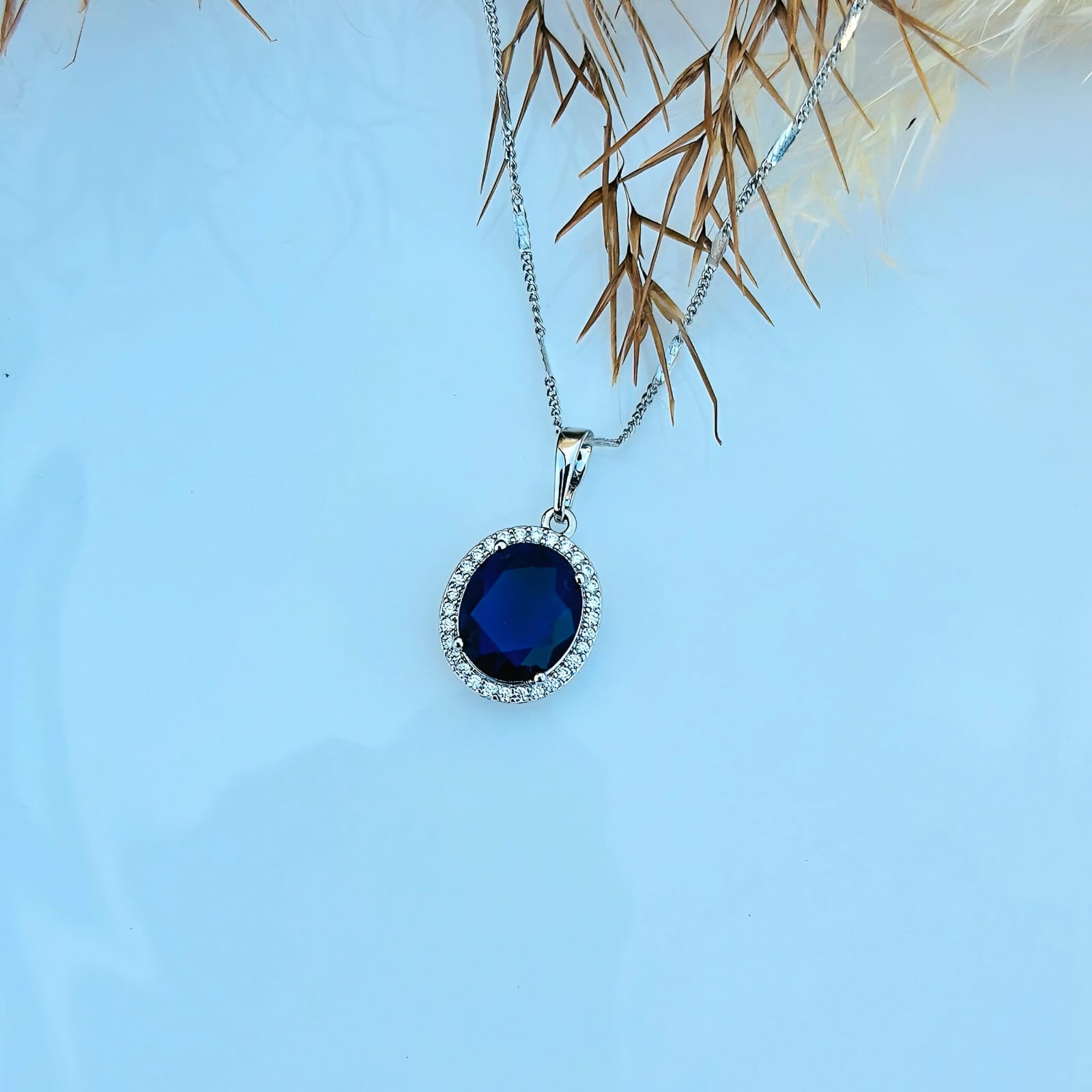 Eclipse Oval Pendant