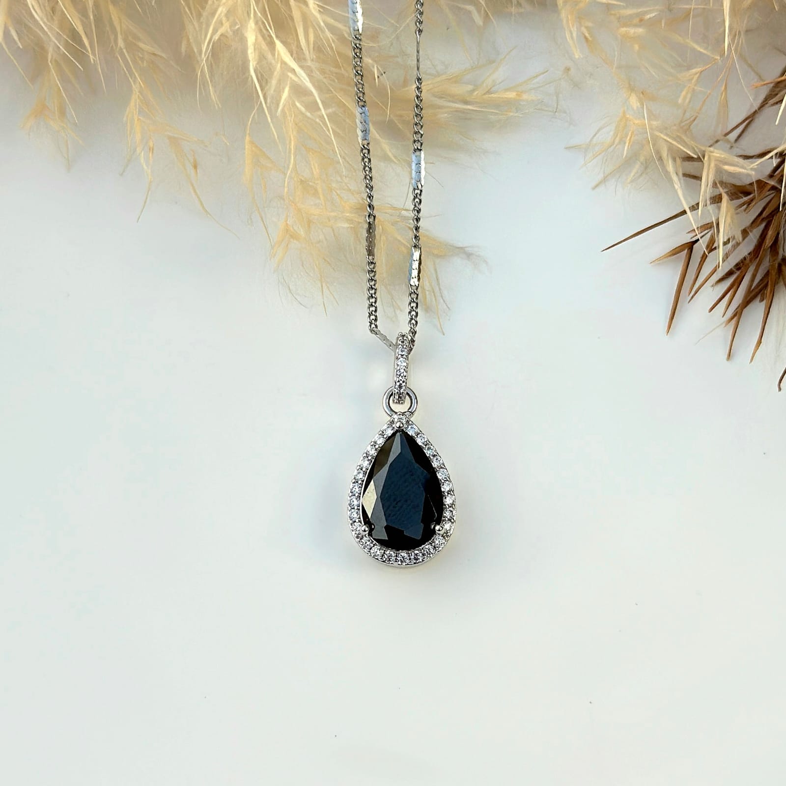 Lush Pear Solitaire Halo Pendant
