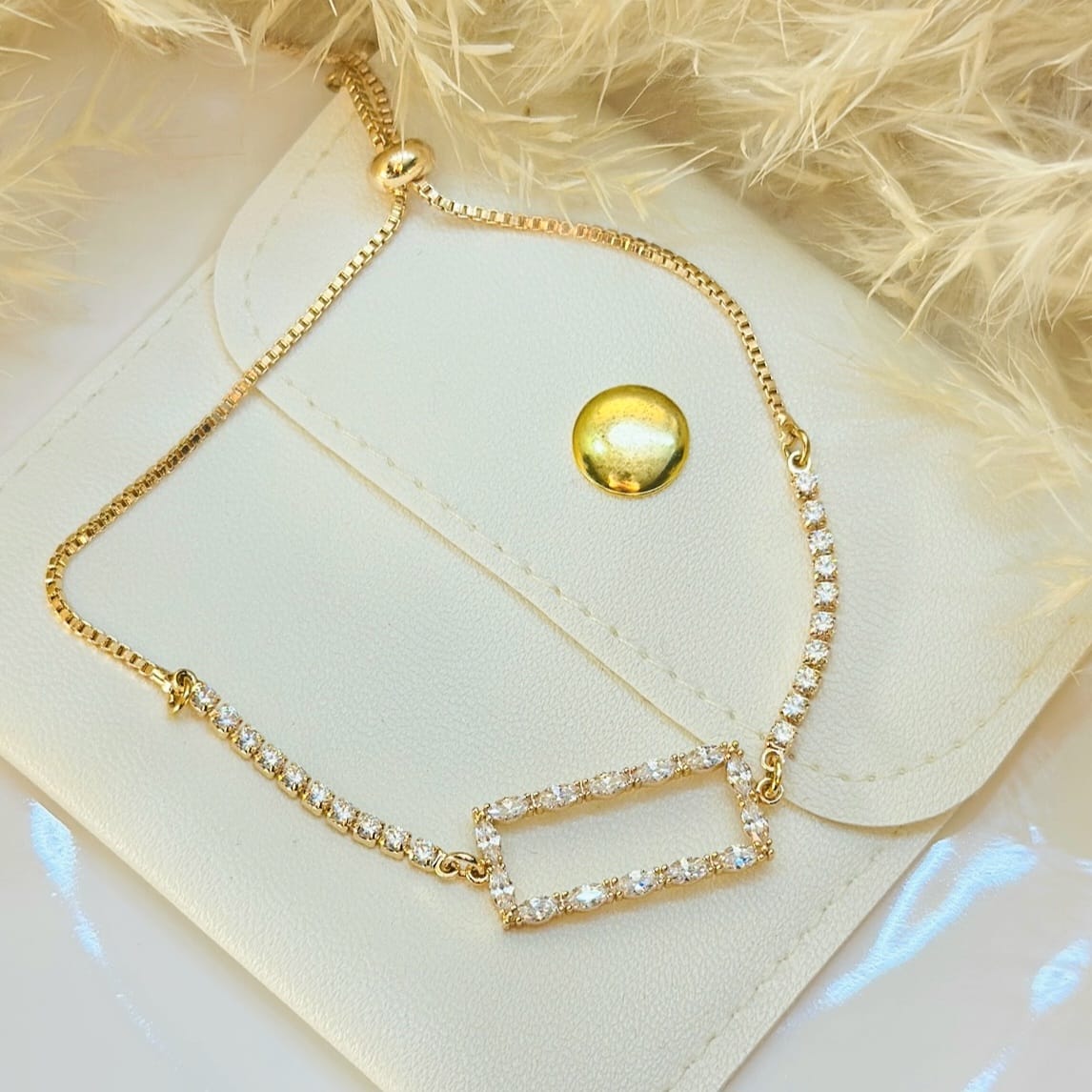 Minimalist Chic Frame Bracelet