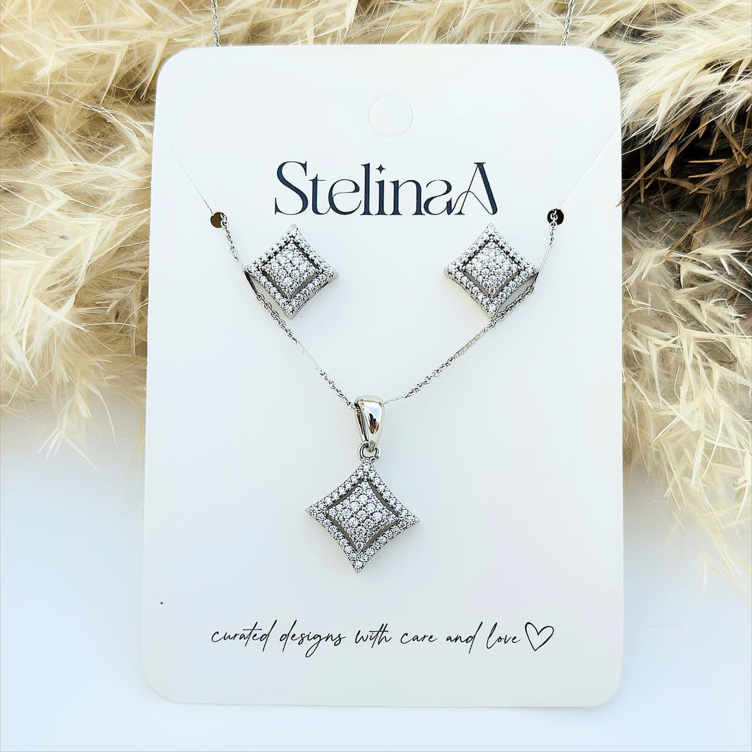 Modern Diamond-Motif Matching Set