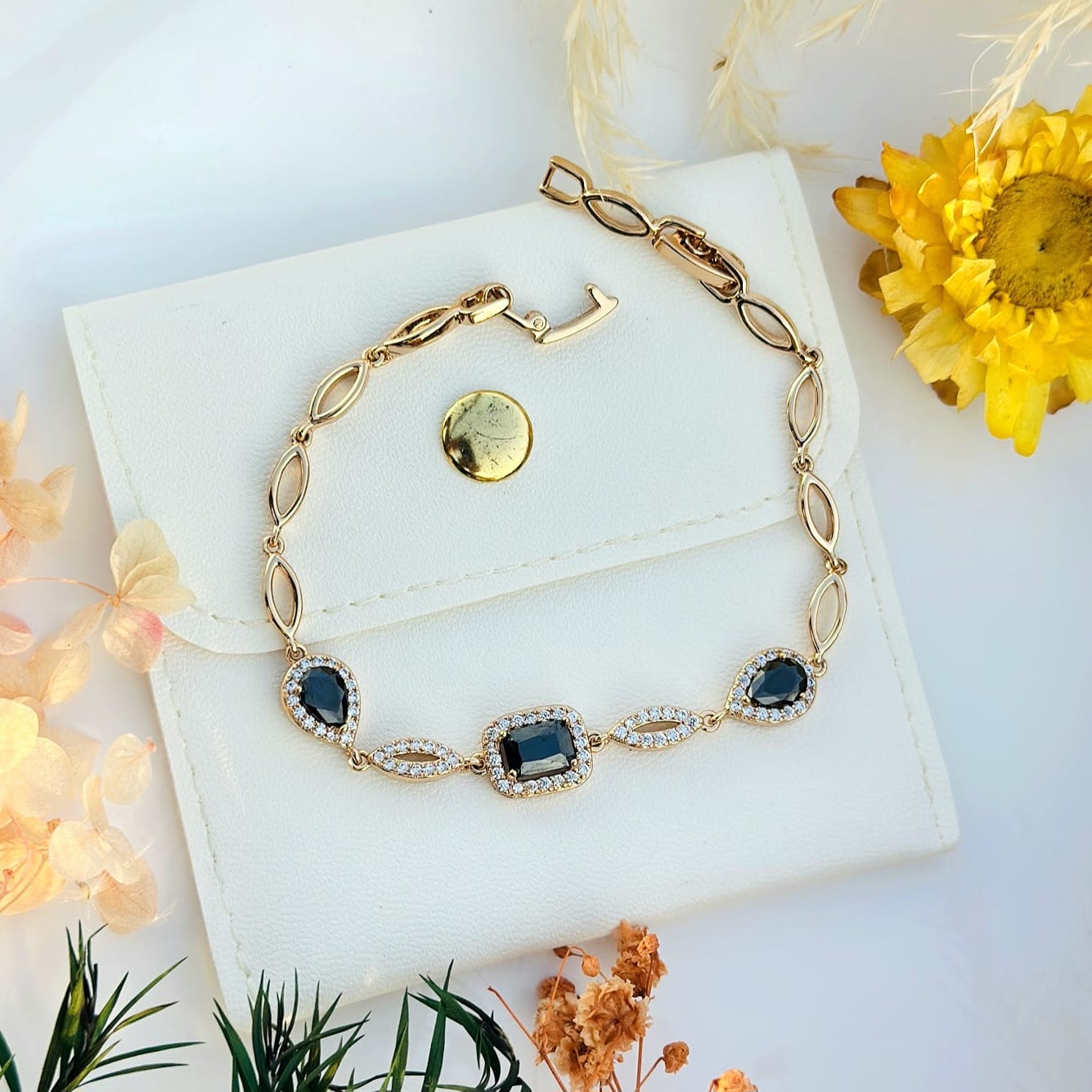 The Noir Halo Crystal Link Bracelet