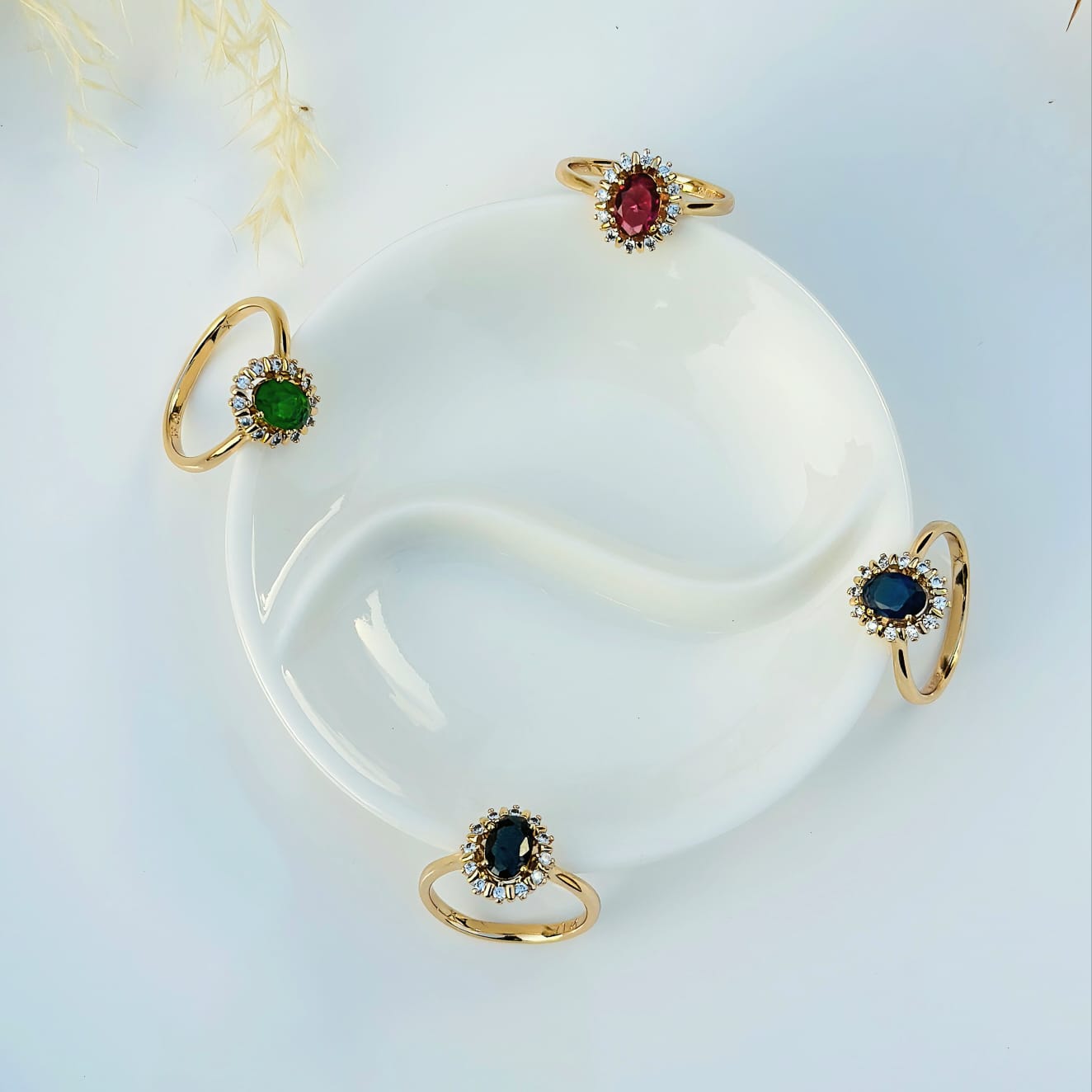 The Royal Crown Halo Rings